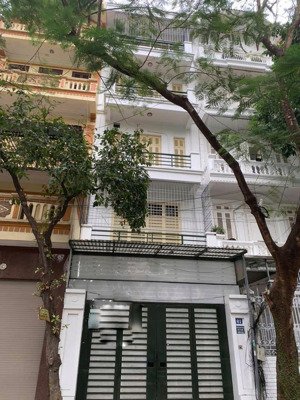 cho thuê nhà riêng ngõ 451 nguyễn văn cừ, dt 70m2 x 5t, nhà full đồ, tầng chia 2phòng, giá 15tr.