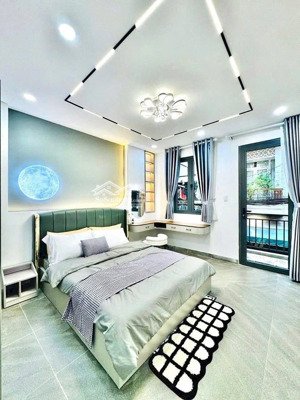 hẻm 6m - đinh tiên hoàng p3 bình thạnh - 3 tầng - cách quận 1 cây cầu - gần phan xích long