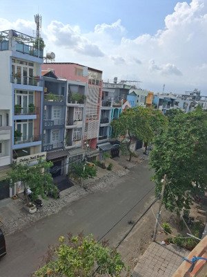 mặt tiền đường 20m, 4 tầng, 80m2 (4*20) võ liêm sơn, quận 8, giá chỉ 14 tỷ