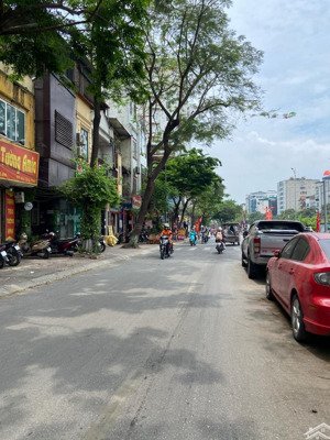 chính chủ bán nhà khương trung, 60m x 4t, ô tô đỗ cửa, ngõ thông tứ tung, kinh doanh sầm uất