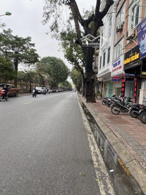 bán nhà ngọc lâm 95m2. vỉa hè. kinh doanh. dòng tiền ổn định. 28 tỷ
