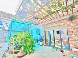 BÁN NHÀ TÂN PHONG, 1TRỆT 1LẦU LỬNG, SỔ HỒNG THỔ CƯ ĐƯỜNG RỘNG 6m GẦN CƯ XÁ PHÚC HẢI