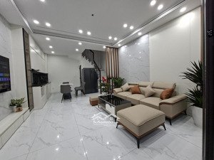 bán nhà bát khối- cổ linh- an cư đỉnh cao-nội thất sang- sỏ đỏ vàng-dt 38 m2 (6.x tỷ)