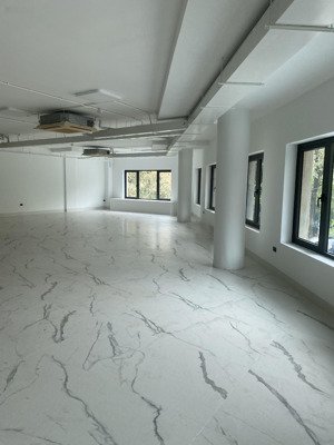 cho thuê mặt bằng cửa hàng kinh doanh thời trang, phụ kiện phố cầu giấy: dt 70m x 5 tầng, thông sàn