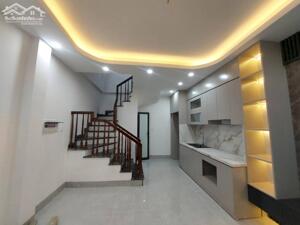 Nhà phố Trần Duy Hưng, 6 tầng 4 ngủ, DT 33m2 - Giá nhỉnh 8 tỷ