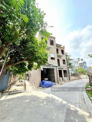 bán nhà 4 tầng xây mới ô tô tránh nhau tại đường đà nẵng - vạn mỹ ngõ 4m trước cửa