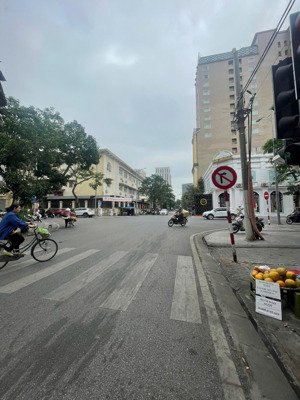 bán nhà 3 tầng cực đẹp trong khu phân lô ngõ 47 lê lai, ngô quyền, hải phòng