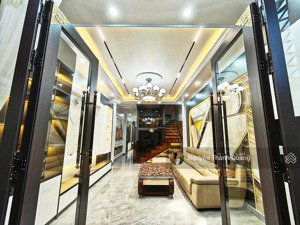 bán căn nhà mặt đường 4 tầng cực đẹp có thang máy, sân vườn cực đẹp quận lê chân, hải phòng