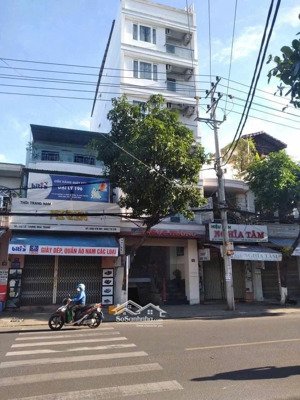 bán khách sạn mặt tiền dã tượng - nha trang( sát bãi tắm)
