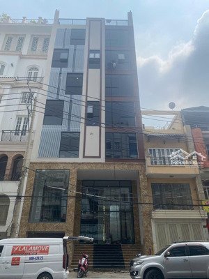 ngộp bank bán gấp nhà mt ngay cộng hoà, tân bình. 20mx20m . 6 tầng - hđt 300triệu/tháng. giá 72tỷ