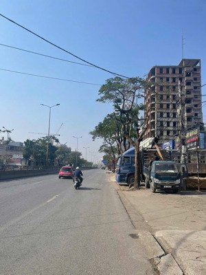 bán lô đất mặt đường nguyễn bỉnh khiêm gần kđt vườn hồng, dt 920m2, ngang 21.5m, giá 65 tr/m2