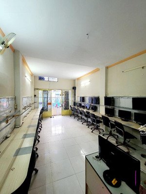 chỉ 4,2 tỷ có ngay nhà - 50m2 - 2 tầng ngay kinh dương vương - sát big c an lạc - bình tân