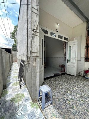 bán rẻ nhà cấp 4 gác đúc gần trường cấp 2 tân bình, dĩ an thông đường mp-tv