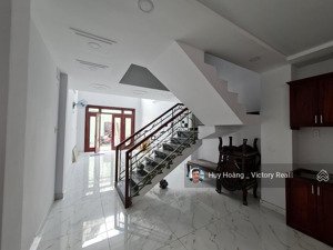 bán nhà hxh cmt8, p. 5, tân bình, dt 3.6x12.5m cn 43.7m2 1 lầu đẹp gần công viên giá 7 tỷ tl