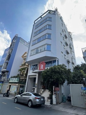 bán tòa nhà văn phòng góc 2 mặt tiền quận 1 số 11 nguyễn văn thủ đa kao quận 1 giá 100tỷ 