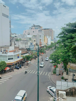 bán khuôn đất lớn 500m2 ( 17 x30m ) tặng nhà góc 2mt trường chinh, p.8, q.tân bình. giá chỉ 125 tỷ