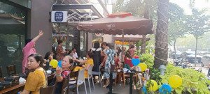 bỏ lỡ là tiếc! shophouse tầng trệt kế góc sầm uất giá thuê chỉ 12 triệu/tháng - lh 