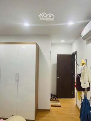chính chủ cần cho thuê căn hộ intracom riverside 76m2 giá thuê 7,5 triệu đầy đủ điều hòa nóng lạnh