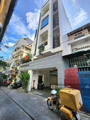bán gấp toà nhà văn phòng trung tâm q3 hxh lê văn sỹ ngang 8.5m 6 tầng btct chỉ 33 tỷ