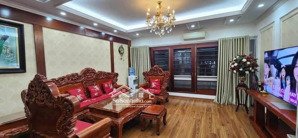 nhà dân bán ko qua sàn. dt 68m / 5 tầng / 5m mặt tiền mặt phố phạm văn đồng- nhà dân