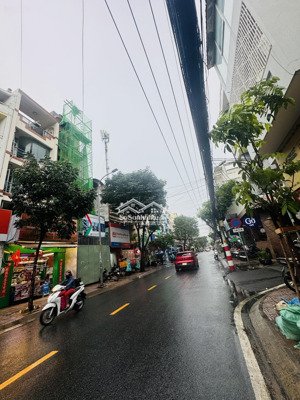 cho thuê nhà mặt tiền vĩnh hội 5 lầu 6 phòng ngủ quận 4