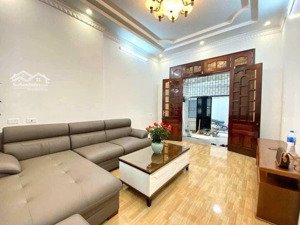 hoa khôi cầu giấy - 17 tỷ - 55m2 - 4t - 2 thoáng - ô tô đỗ cửa - kinh doanh đỉnh !