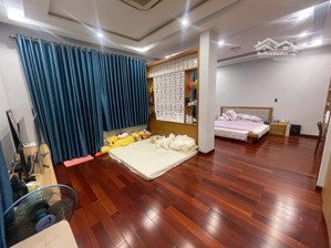 biệt thự góc 2mt,4 tầng,đường 10m nguyễn phúc chu,khu dân trí cao,nhiều tiện ích,quận tân bình.
