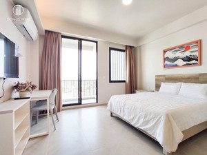 cho thuê studio full nội thất ban công ngay sư vạn hạnh quận 10