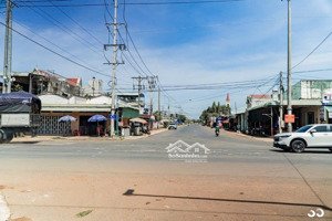 chủ cắt lỗ bán gấp lô đất 200m2 giá 698tr, gần chợ, gần bách hóa xanh,đường đt756 đi về sân bay