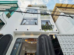 nhà đường 3/2, phường 11, quận 10. diện tích 3.1m x 14m. kết cấu 3 tầng, giá 9 tỷ