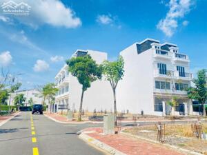 Chính Chủ Bán Đất QL 1A, P.4, TP Tân An, 120m2, SHR, 1.8 TỶ