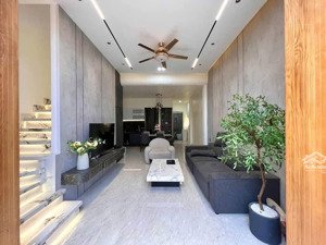 cách chợ vĩnh phú 500m có ngay nhà ở đường vĩnh phú 26 mà chỉ ttt 1tỷ299 triệu, đường nhựa 6m, shr