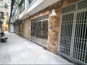 bán nhà đường nguyễn trãi 45m2, 5 tầng, 8 ngủ. hiện cho thuê 26 triêu. giá 9.2 tỷ