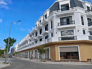 cơ hội đầu tư với shophouse biển bình sơn chỉ từ 1,55 tỷ nhận nhà kinh doanh ngay.