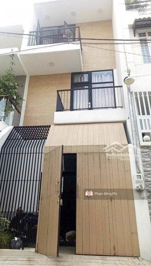 hẻm ô tô 7m, nhà mới kiến trúc đẹp mắt, 2 giếng trời thoáng mát, sát gò vấp.