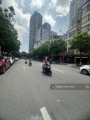 bán nhà mp khúc thừa dụ cầu giấy 104 m2 x 4t x mt 6 m x giá nhỉnh 50 tỷ. vỉa hè, kdvp, dòng tiền