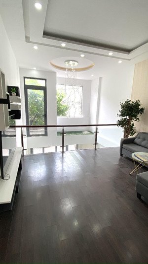 nhà 2 tầng đẹp x 85m2, hxh, gần chợ long trường chỉ 4.4 tỷ sổ riêng, ở ngay