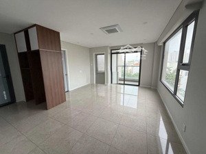 cho thuê chung cư sacomreal hòa bình: dt 78m2, 2pn, giá 9 triệu/tháng. lh: minh