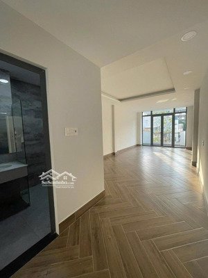 bán nhà mặt tiền 71m2 phường nguyễn thái bình quận 1 tp hồ chí minh