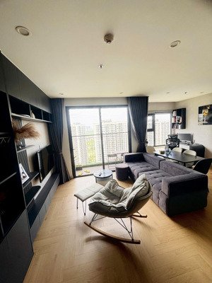 bán 2n2vs góc áp mái,view siêu thoáng đẹp-chỉ bán cho khách mua đầu tư(chủ nhà muốn thuê lại 2 năm)