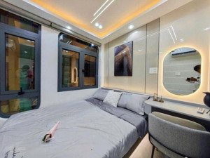 chính chủ cần bán gấp toà nhà 7 tầng apartmen