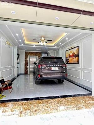Siêu hiếm ngõ 72 Nguyễn Trãi sát Royal City ô tô vào nhà thang máy 8T 40m2 MT 4.3m KD tốt chỉ 14 tỷ