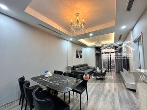 bán nhanh căn hộ tại royal city, 2pn, 88m2, 8.2 tỷ (rẻ nhất thị trường), lh: 
