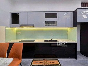 bán nhà 1 trệt 2 lầu đường phan chu trinh, p4 tp tân an sổ riêng giá 2.4 tỷ