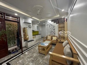 siêu phẩm nhà đẹp còn sót lại. tại ngọc thụy nhà dân tự xây phân lô.quân đội.