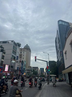 bán gấp nhà giá rẻ mt phan đăng lưu q. bình thạnh dt: 6x16m hđ thuê cao giá chỉ 25 tỷ vị trí đẹp