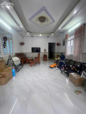 BÁN NHÀ MẶT TIỀN PHẠM THỊ GIÂY–HÓC MÔN–GIÁP QUẬN 12, KINH DOANH ĐỈNH–140M2 – CHỈ 8.4 TỶ