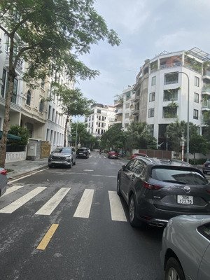 bán biệt thự liền kề minh nhựa - vỉa hè - kinh doanh - giá hàng hiệu