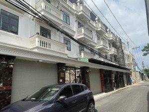 nhà đẹp cần cho thuê gấp thuộc phường đông hung thuận q12 dt: 7 x 11m đúc 3,5 tấm