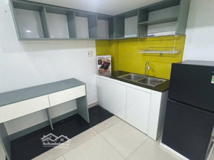 cần tìm chủ mới cho toà nhà căn hộ dịch vụ đường nguyễn thị huỳnh q. phú nhuận dt 45m2 giá 8,2 tỷ